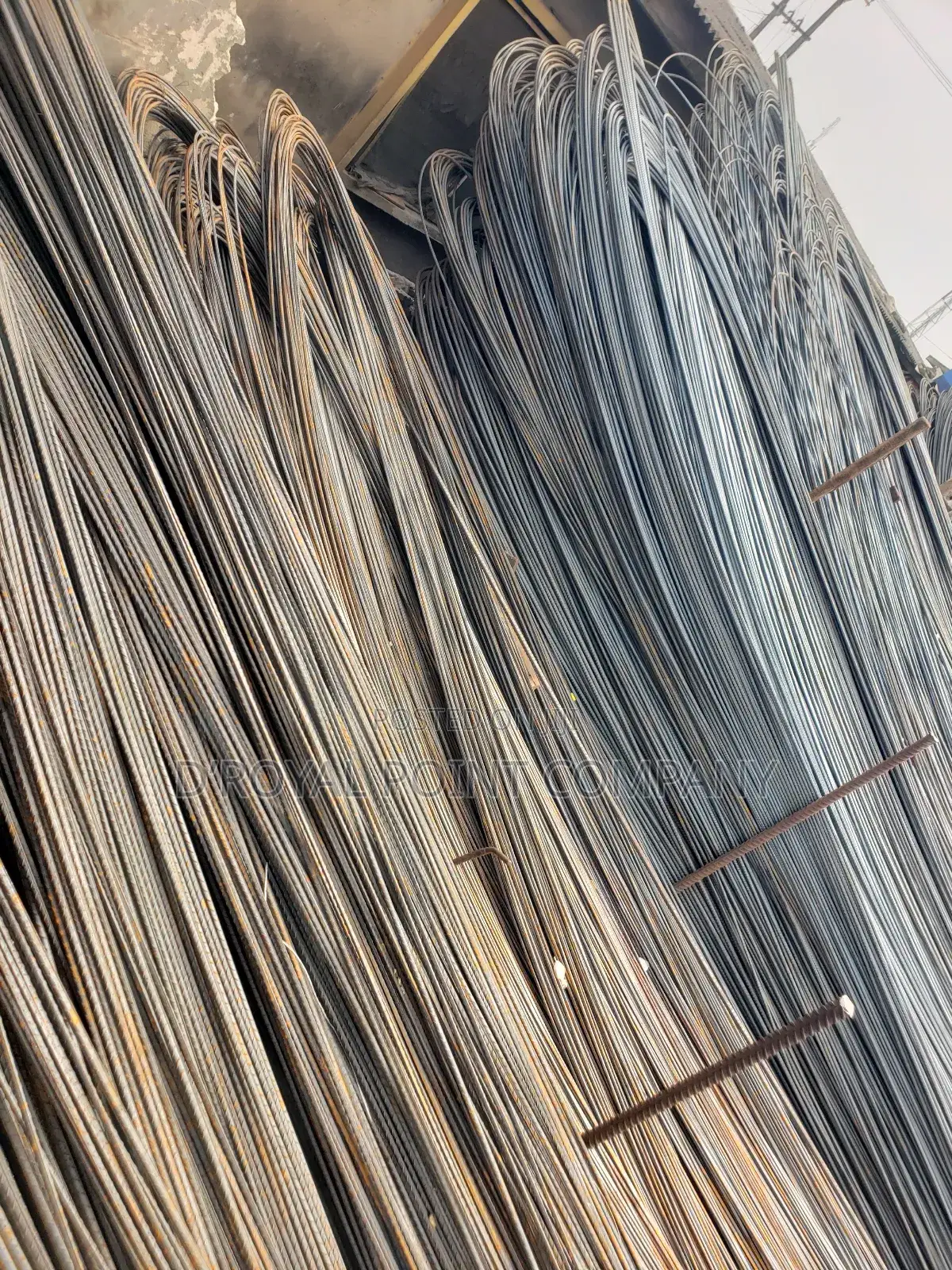 Different Types of Iron Rods Distributor