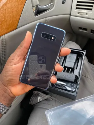Samsung Galaxy S10e 128 GB Black