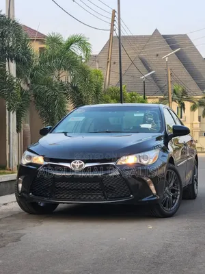 Toyota Camry 2016 Black