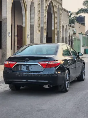 Toyota Camry 2016 Black