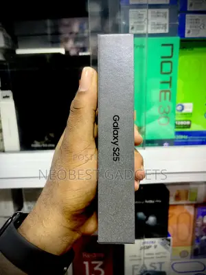 New Samsung Galaxy S25 256 GB Blue