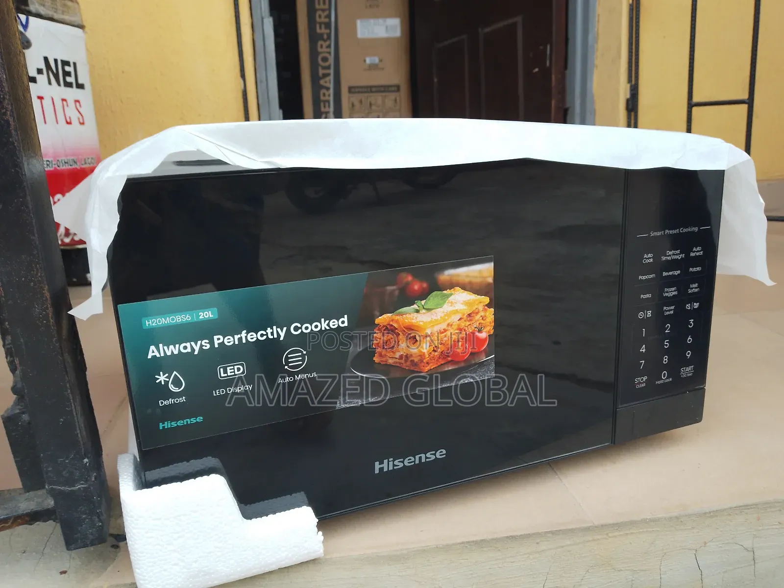 Portable Hisense Microwave Oven 20L -Black
