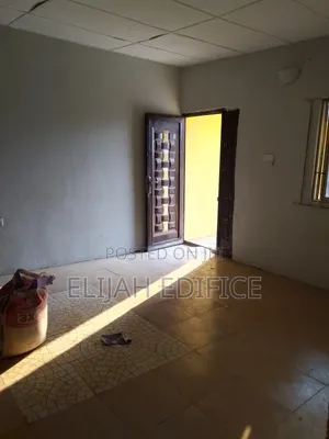 2bdrm Bungalow in Parkview Estate, Ijede / Ikorodu for rent