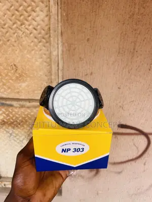NP 303 Chemical Respirator
