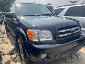 Toyota Sequoia 2004 Black