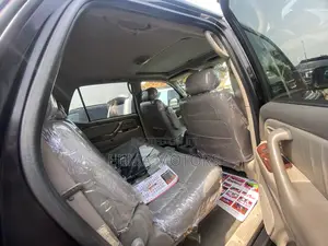 Toyota Sequoia 2004 Black