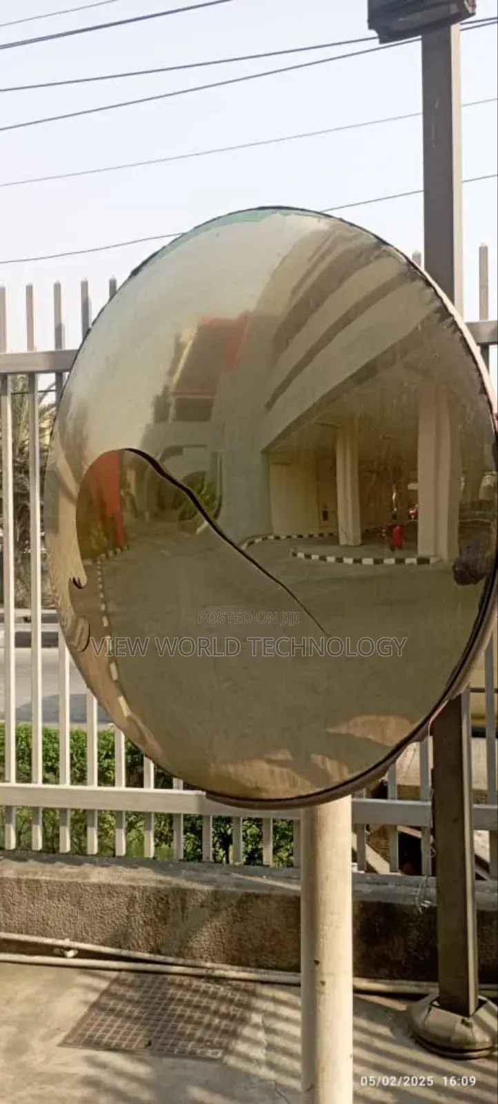 Convex Mirror