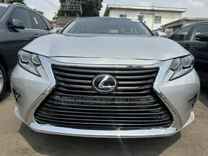 Lexus ES 350 FWD 2014 Silver