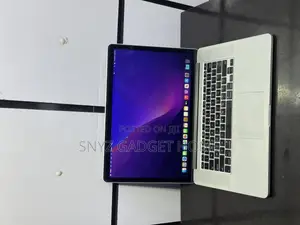 Laptop Apple MacBook Pro 2015 16GB Intel Core I7 SSD 512GB