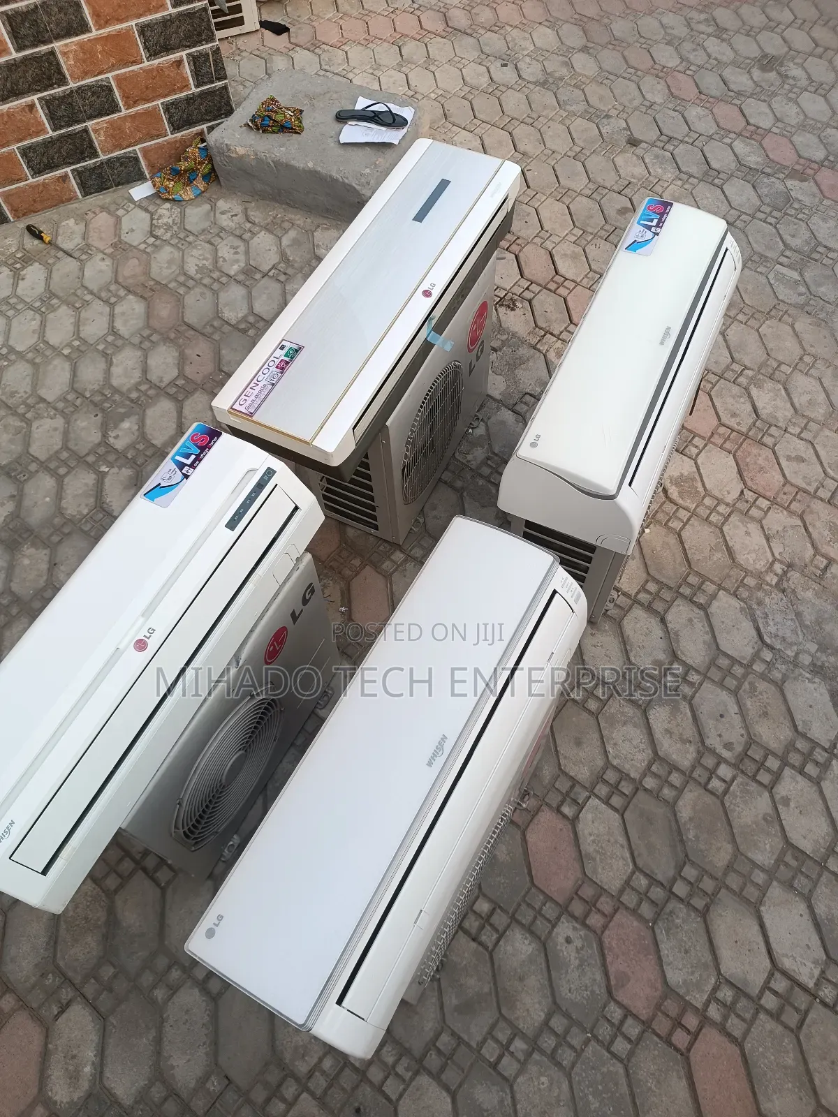 1hp Hisense/ Lg Split Unit Air Conditioner