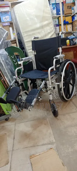 Photo - Standard American Wheelchair
