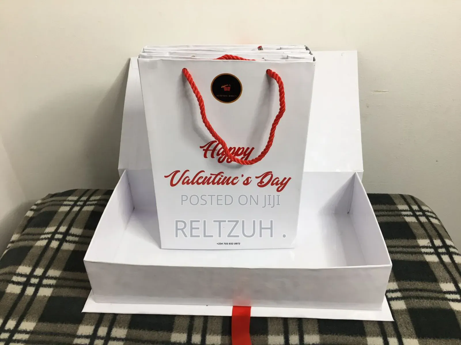 Gift / Packaging Boxes Bags