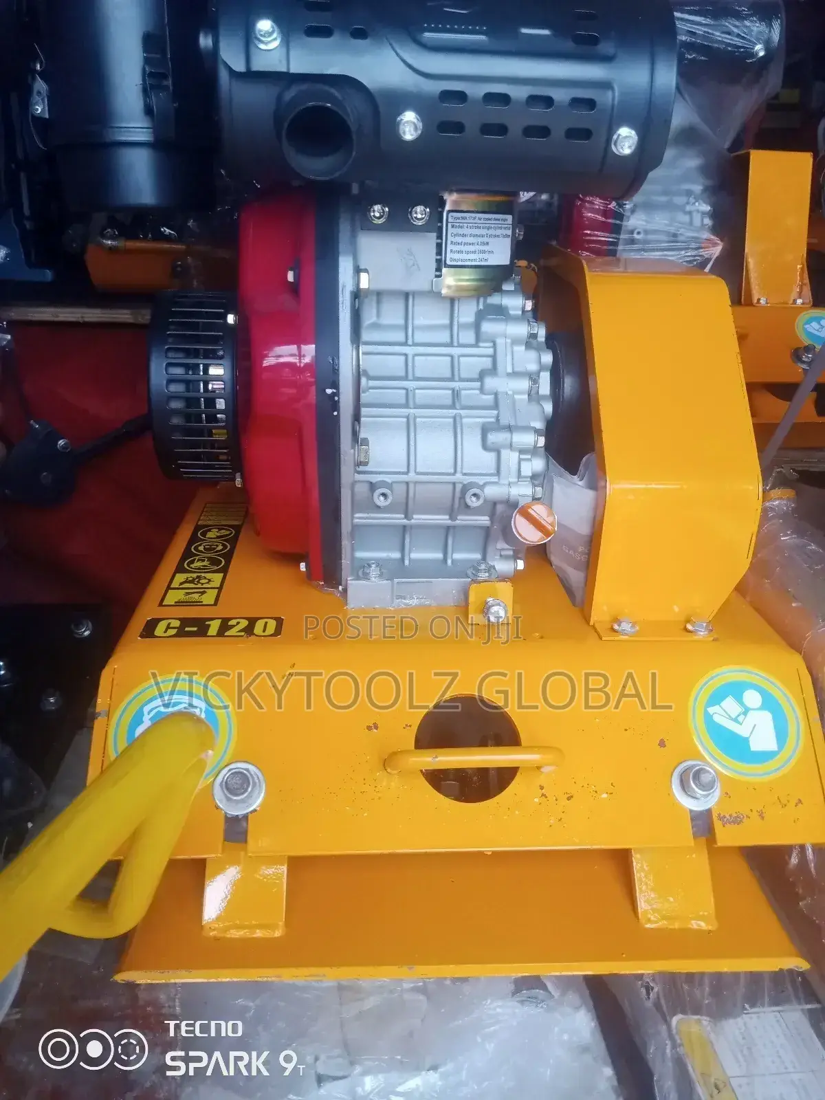Diesel Compactor or Compacting Machine (C-120)
