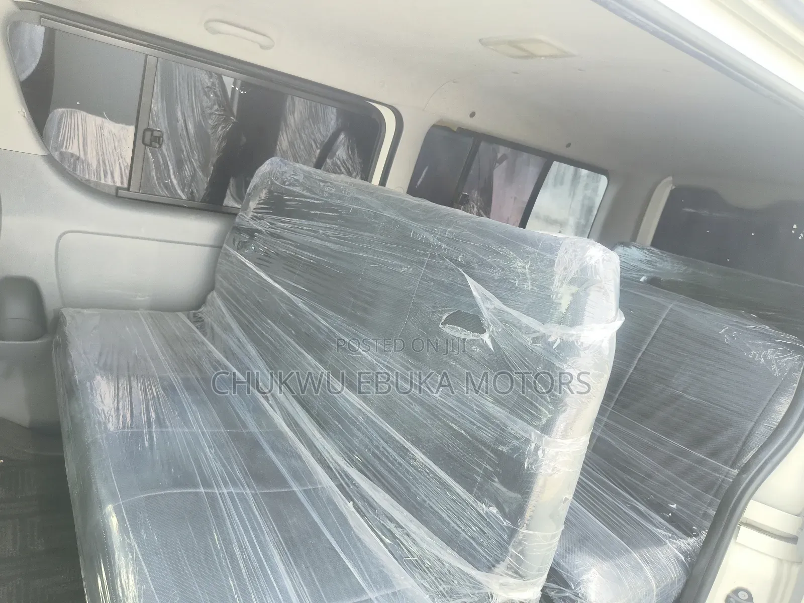 Toyota HiAce 2013 White