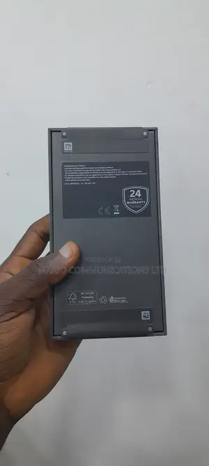 New Samsung Galaxy S25 256 GB