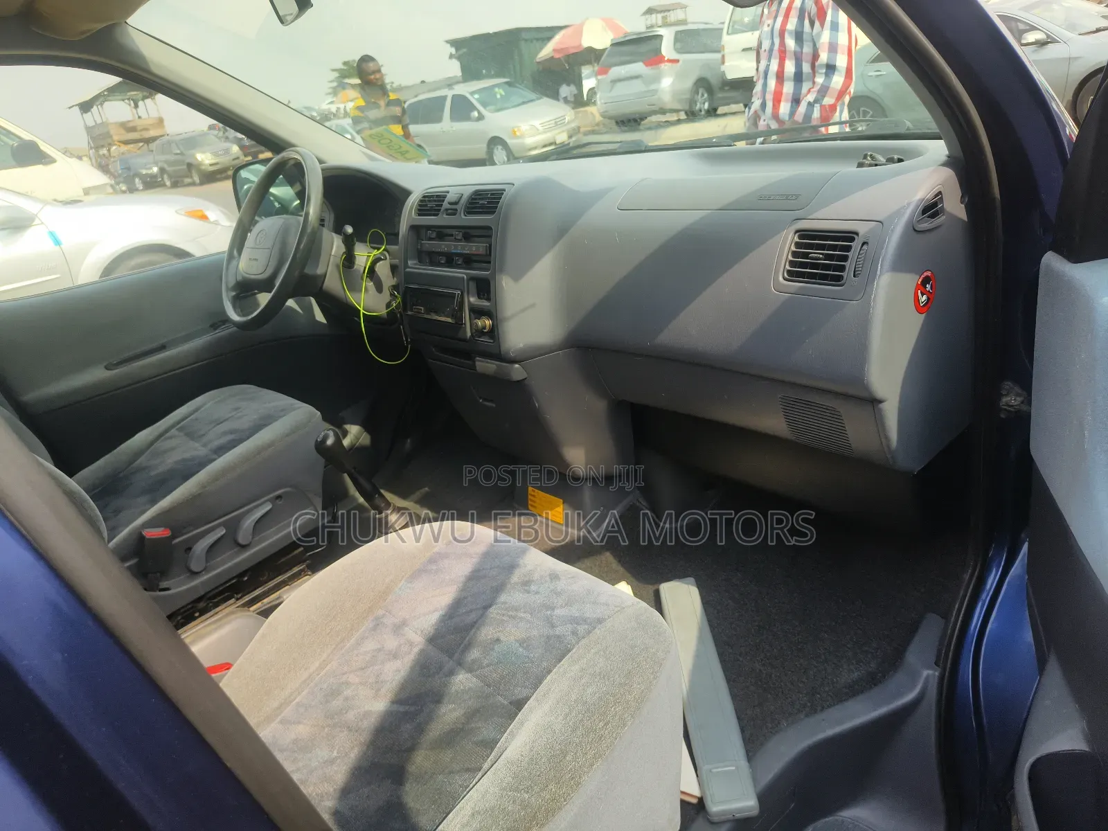 Toyota HiAce 2004 Blue