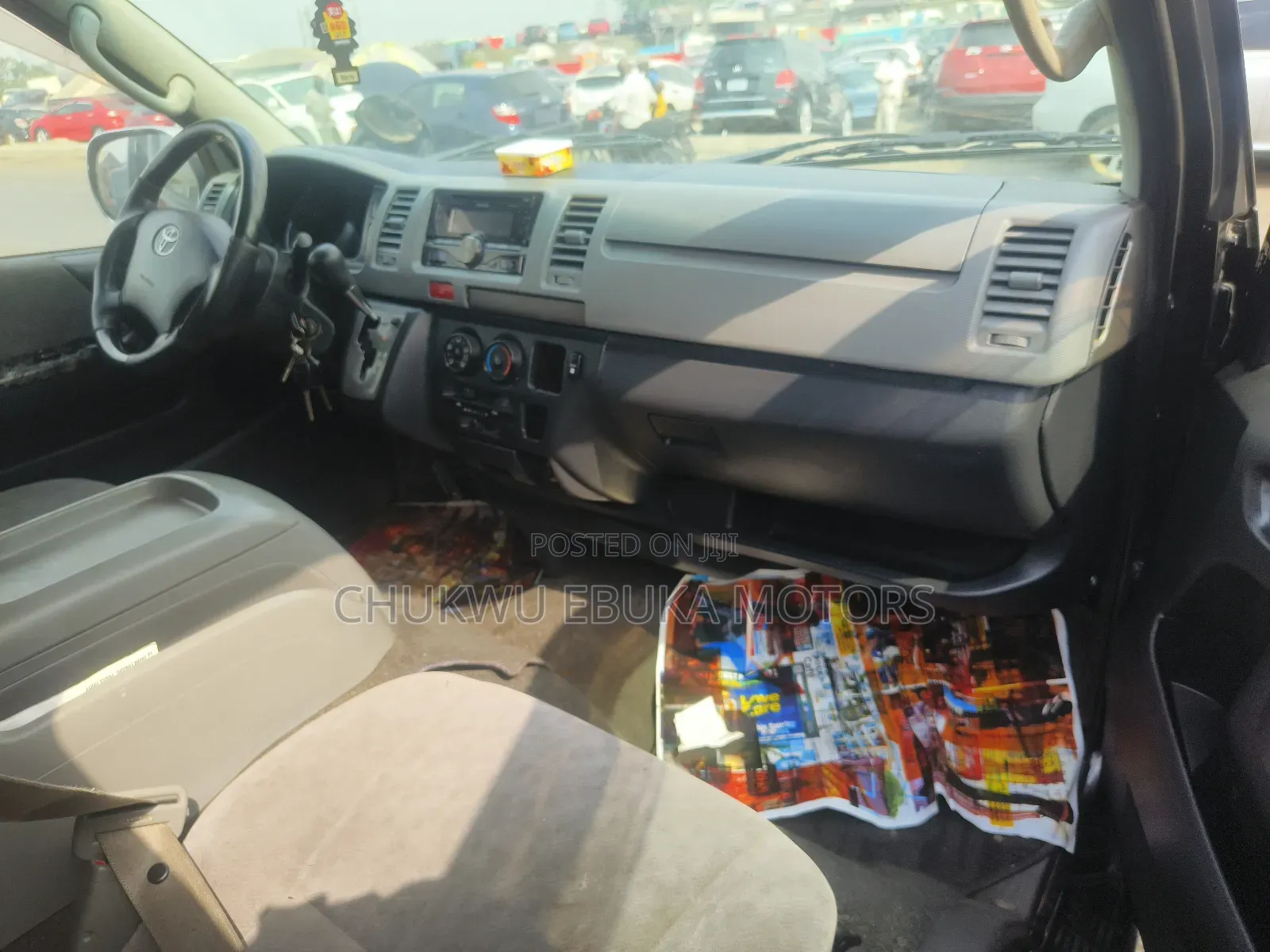 Toyota HiAce 2015 Grey