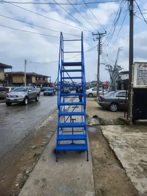 Platform Ladder /Warehouse Ladder