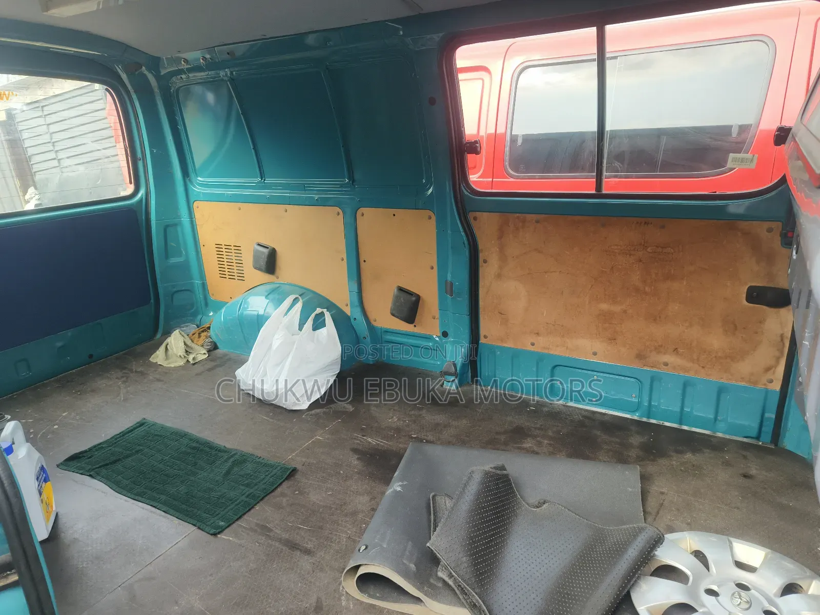 Toyota HiAce 2004 Blue