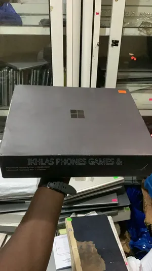 New Microsoft Surface Pro 11th Edition, a Copilot+ PC 16GB SSD 512GB