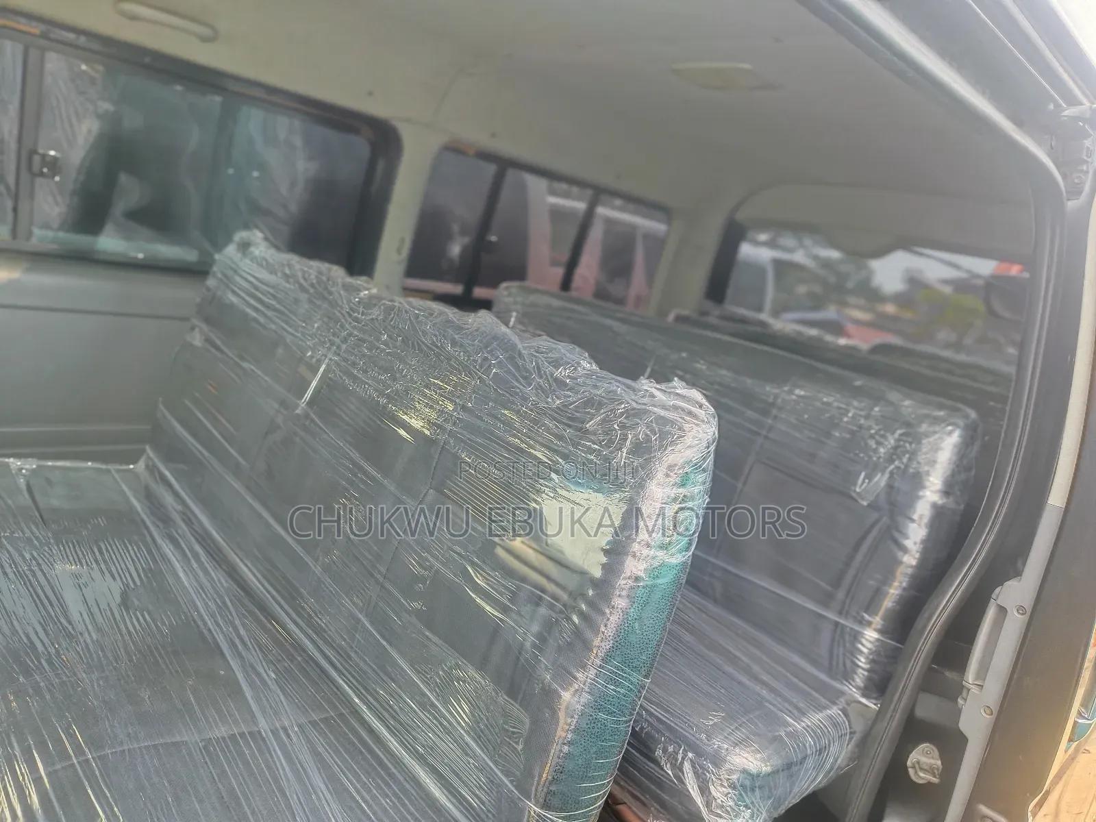Toyota Grand HiAce 2015 Black