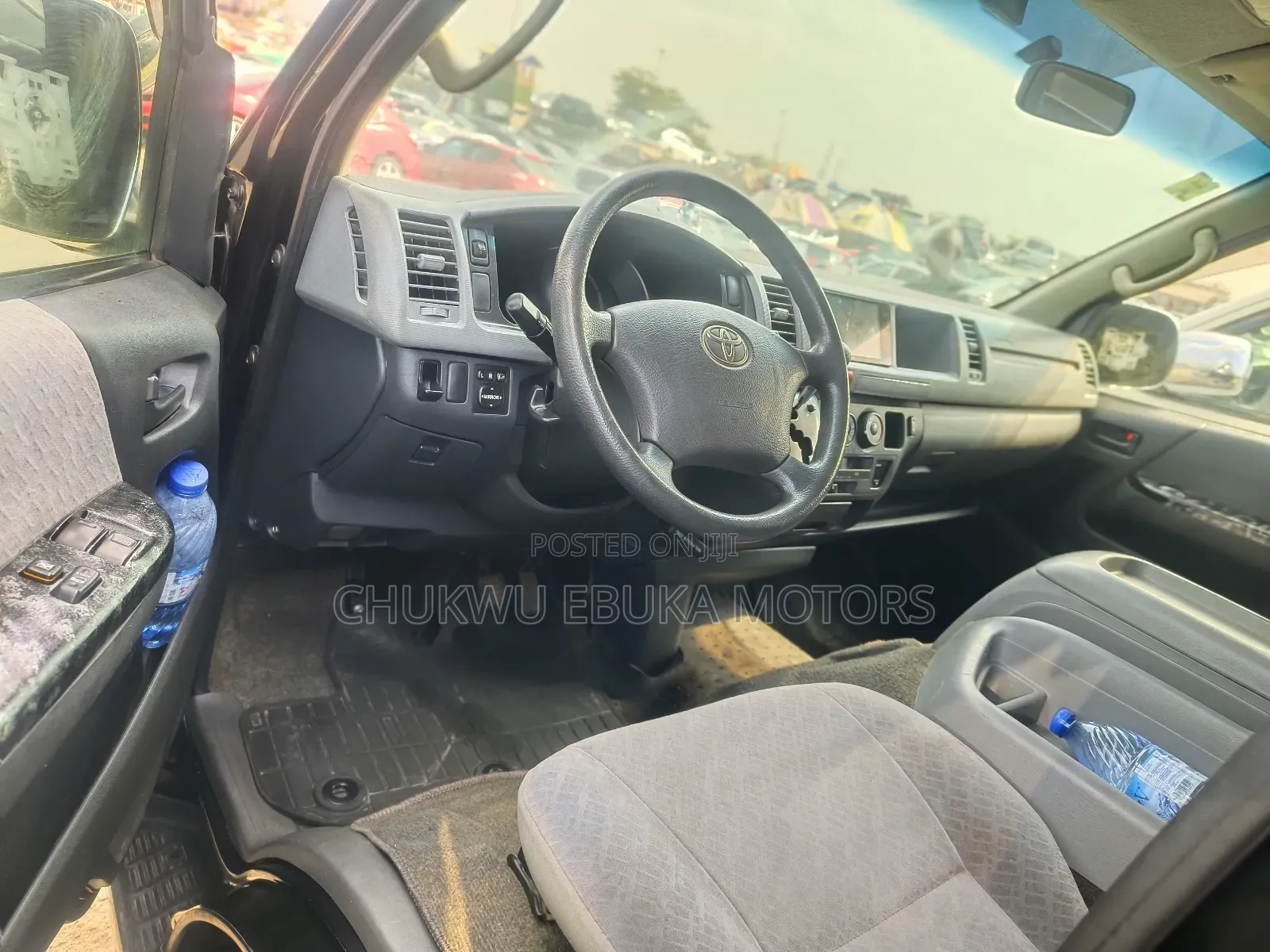 Toyota Grand HiAce 2015 Black