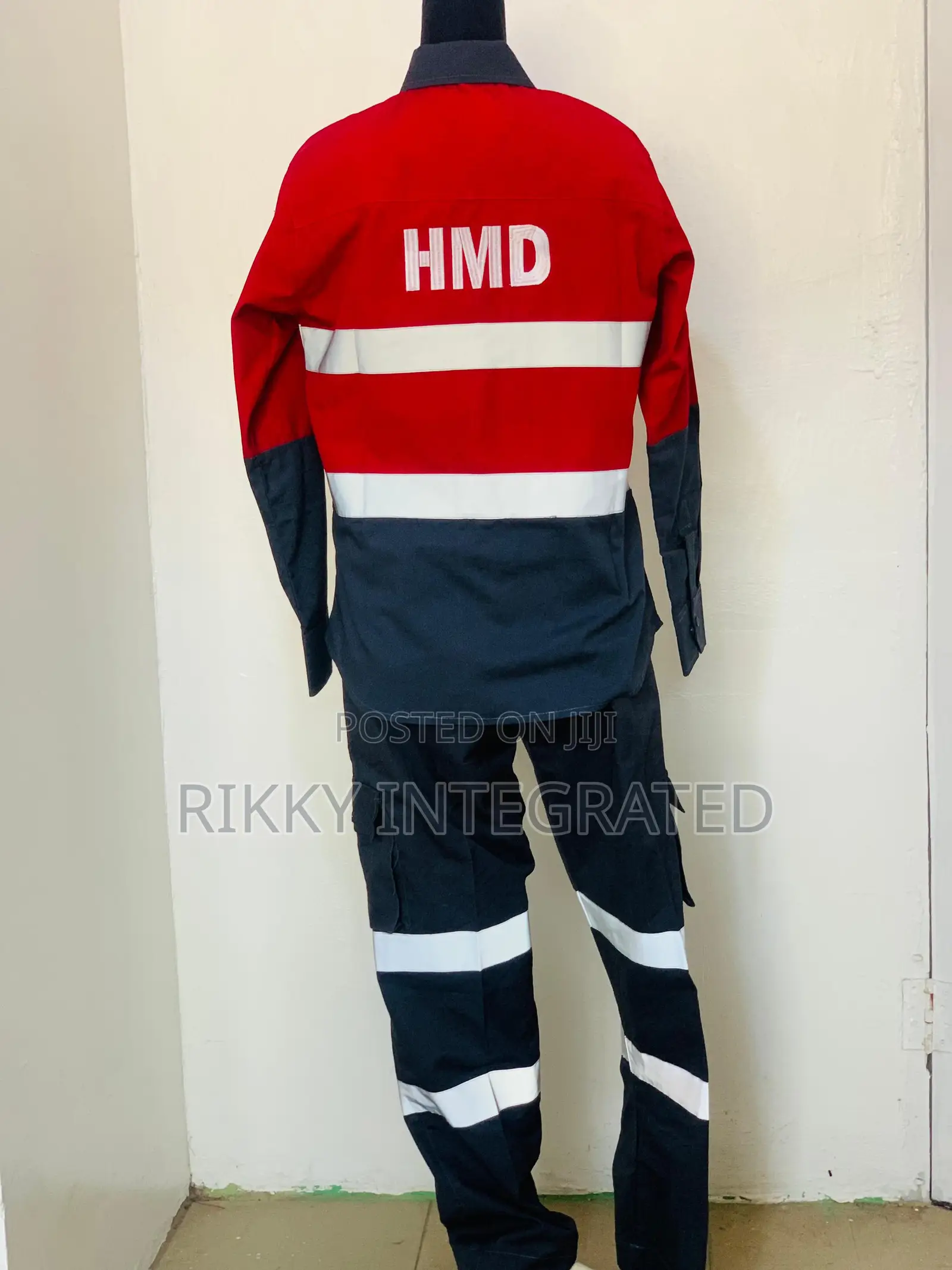 Need Strong Security Uniforms Up and Down? Order Now