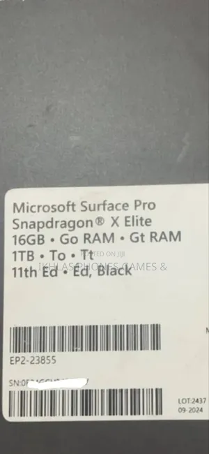 New Microsoft Surface Pro 11th Edition, a Copilot+ PC 16GB SSD 1T