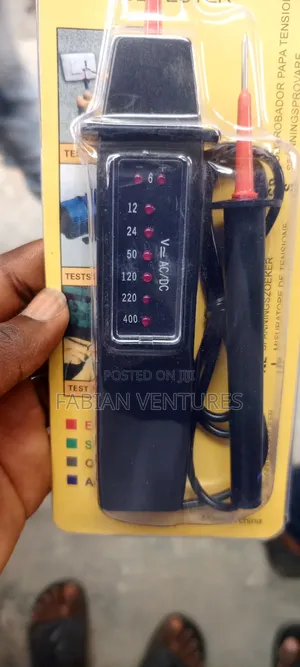 Voltage Tester