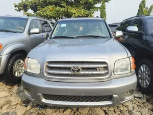Toyota Sequoia Limited 4dr SUV 4WD (4.7L 8cyl 4A) 2004 Silver