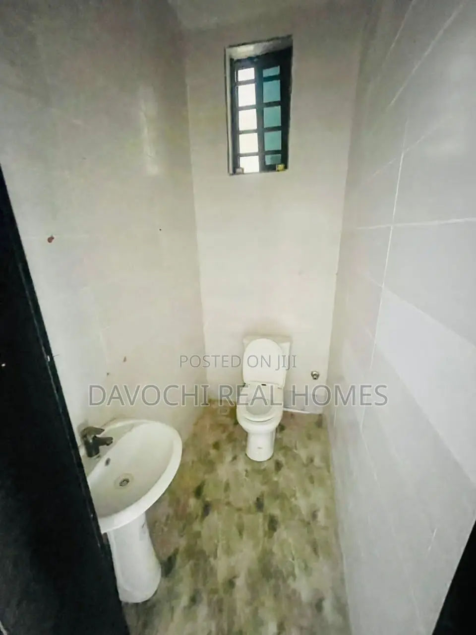 Mini Flat in Ikate Axis, Lekki for sale