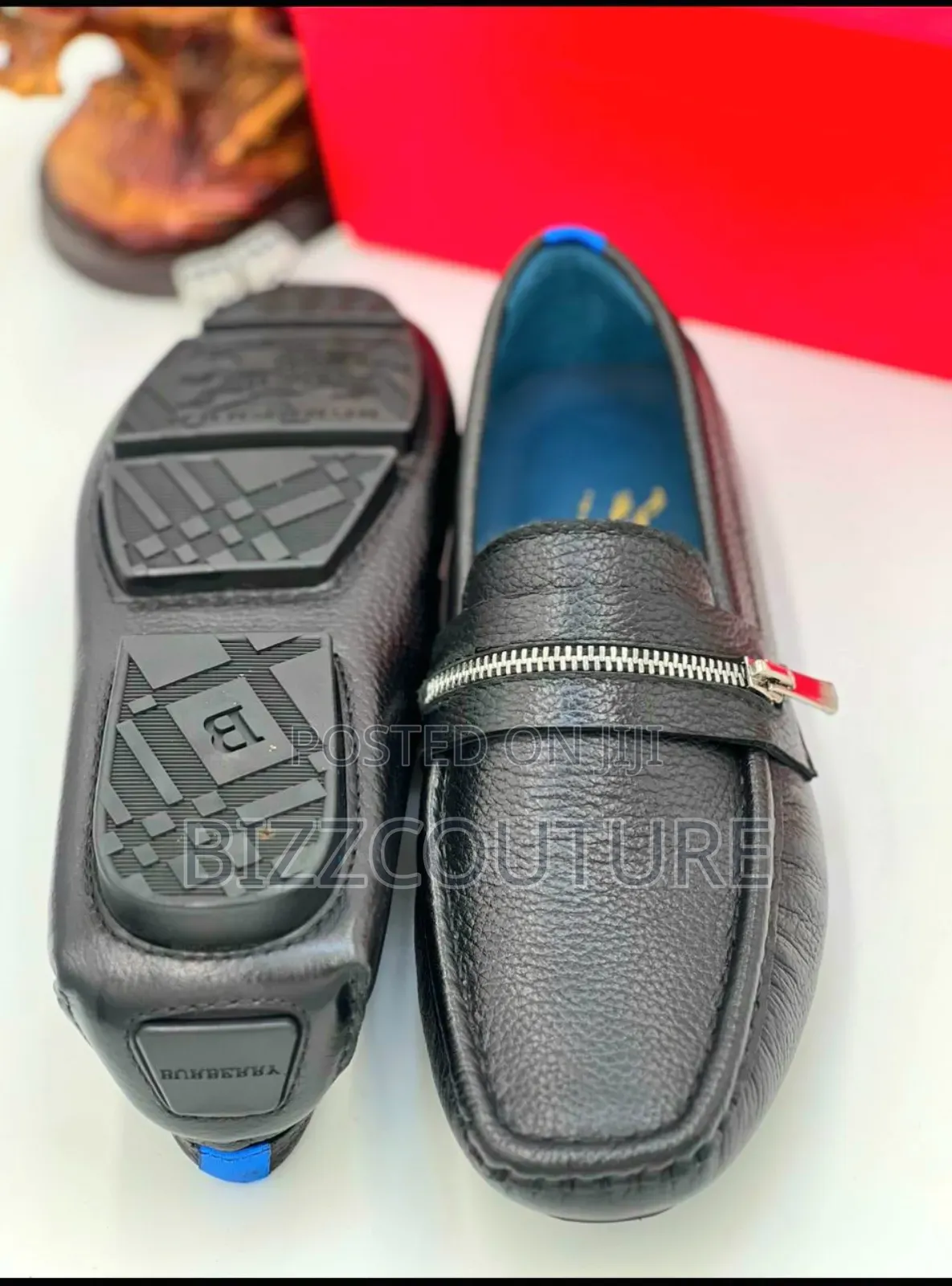 Original Burberry Driver's Available In Store