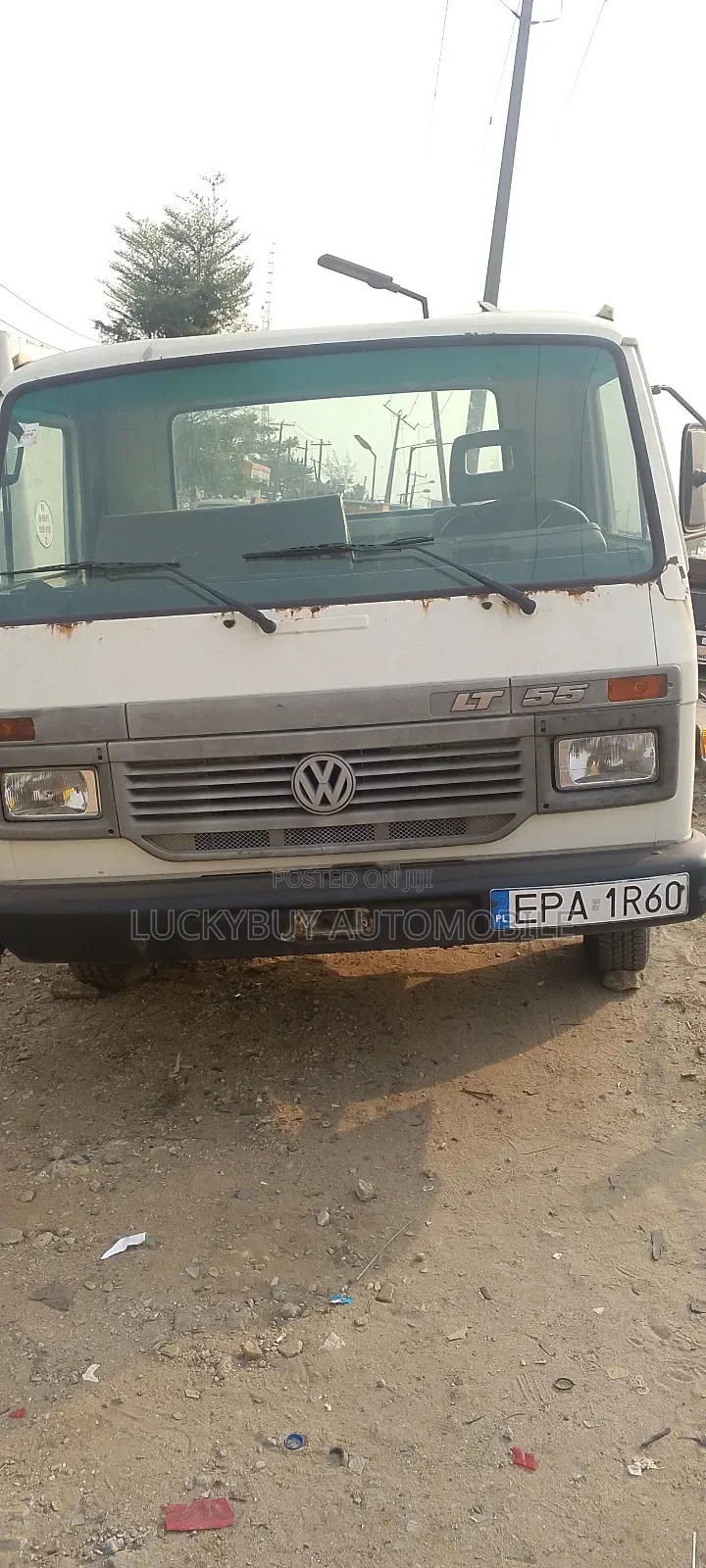 Volkswagen LT 2000 White