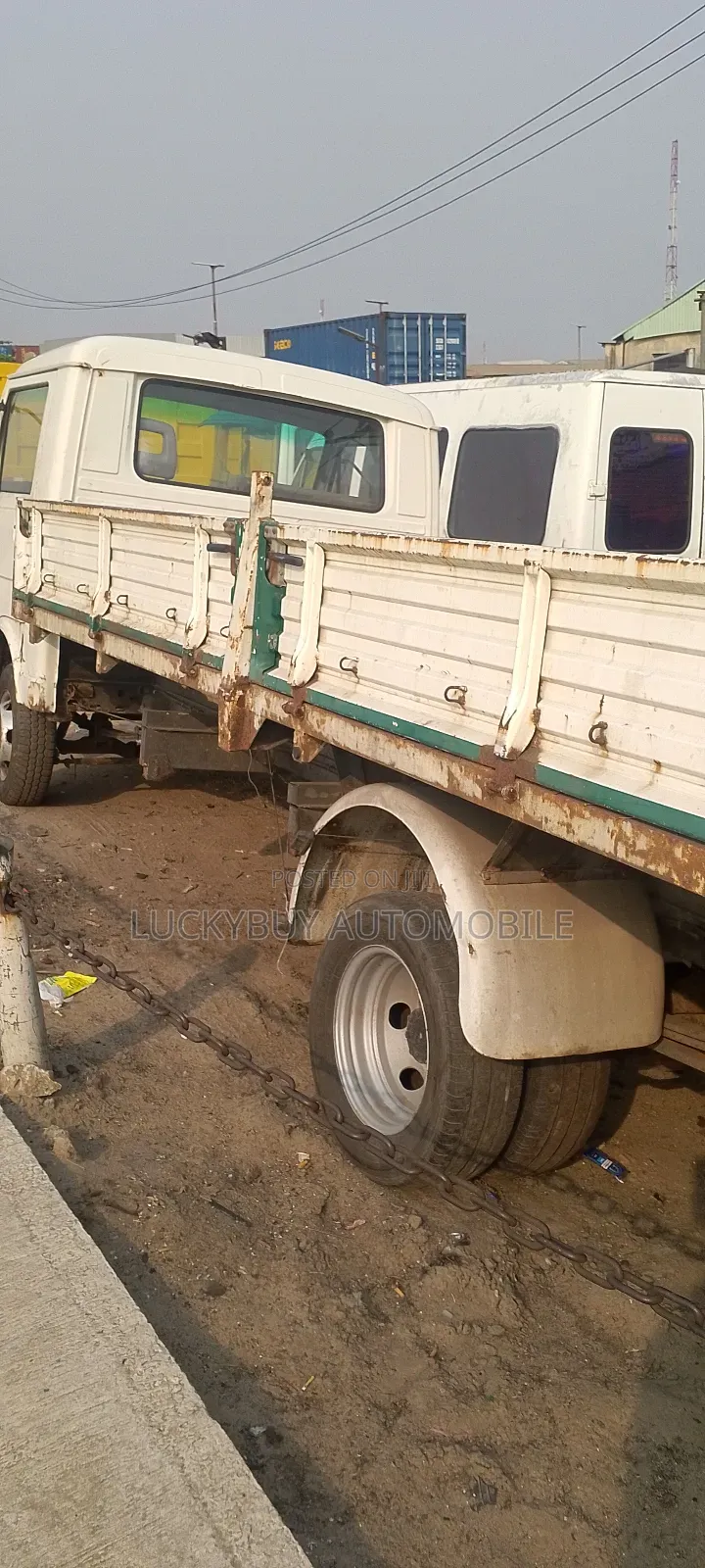 Volkswagen LT 2000 White