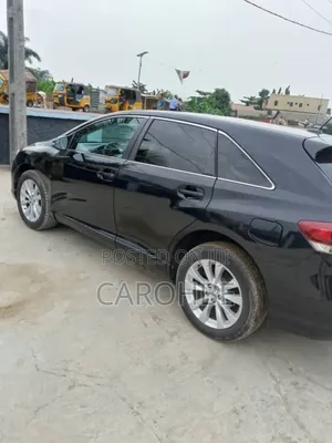 Toyota Venza LE FWD 2013 Black