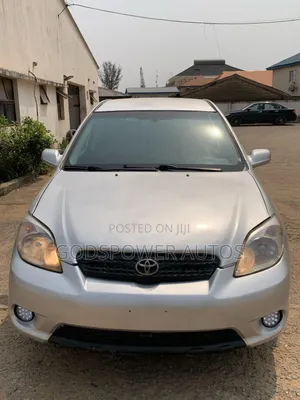 Photo - Toyota Matrix 2005 Silver