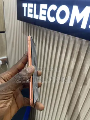 Apple iPhone XR 64 GB