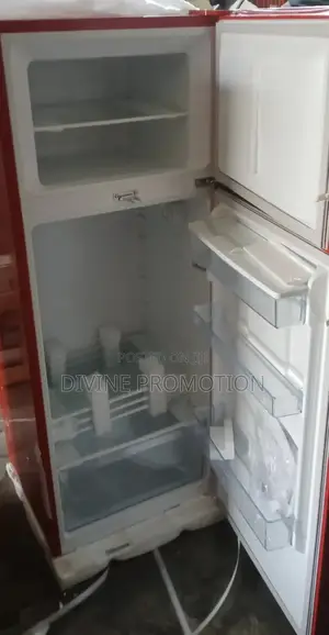 204 Liters Hisense Double Door Refrigerator With Dispenser