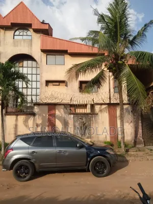 10bdrm Mansion in Abule Egba for sale