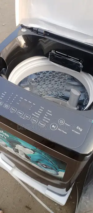 8kg Hisense Top Loader Washing Machine, Wash and Spin.