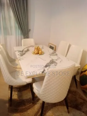Luxurious Dining Set With Storage