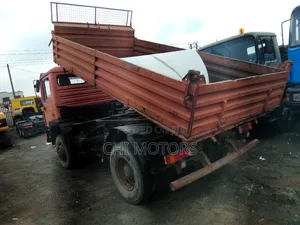 Manvolks Tipper 6tyres With Axillary