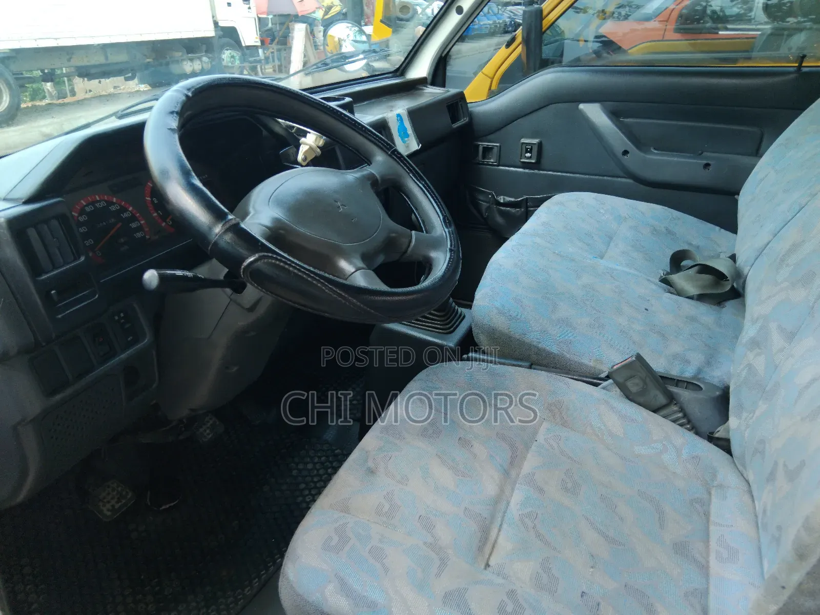 Mitsubishi Delica 2007 White