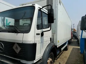 Mercedes 1717 Truck 15 Tones