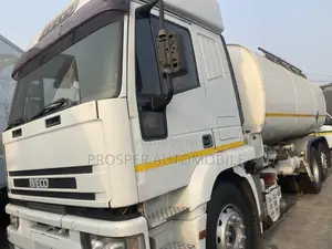 Iveco Diesel Tank Truck 8 Tires