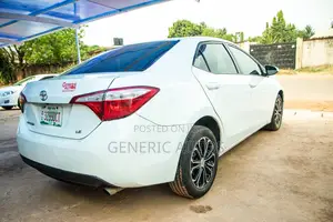 Toyota Corolla 2015 White
