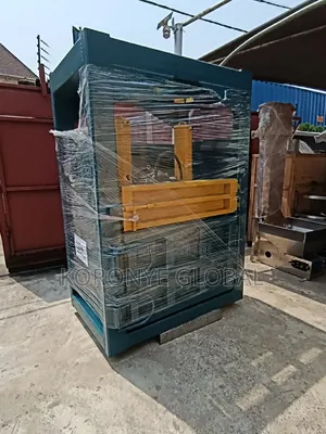 Hydraulic Bailing Machine