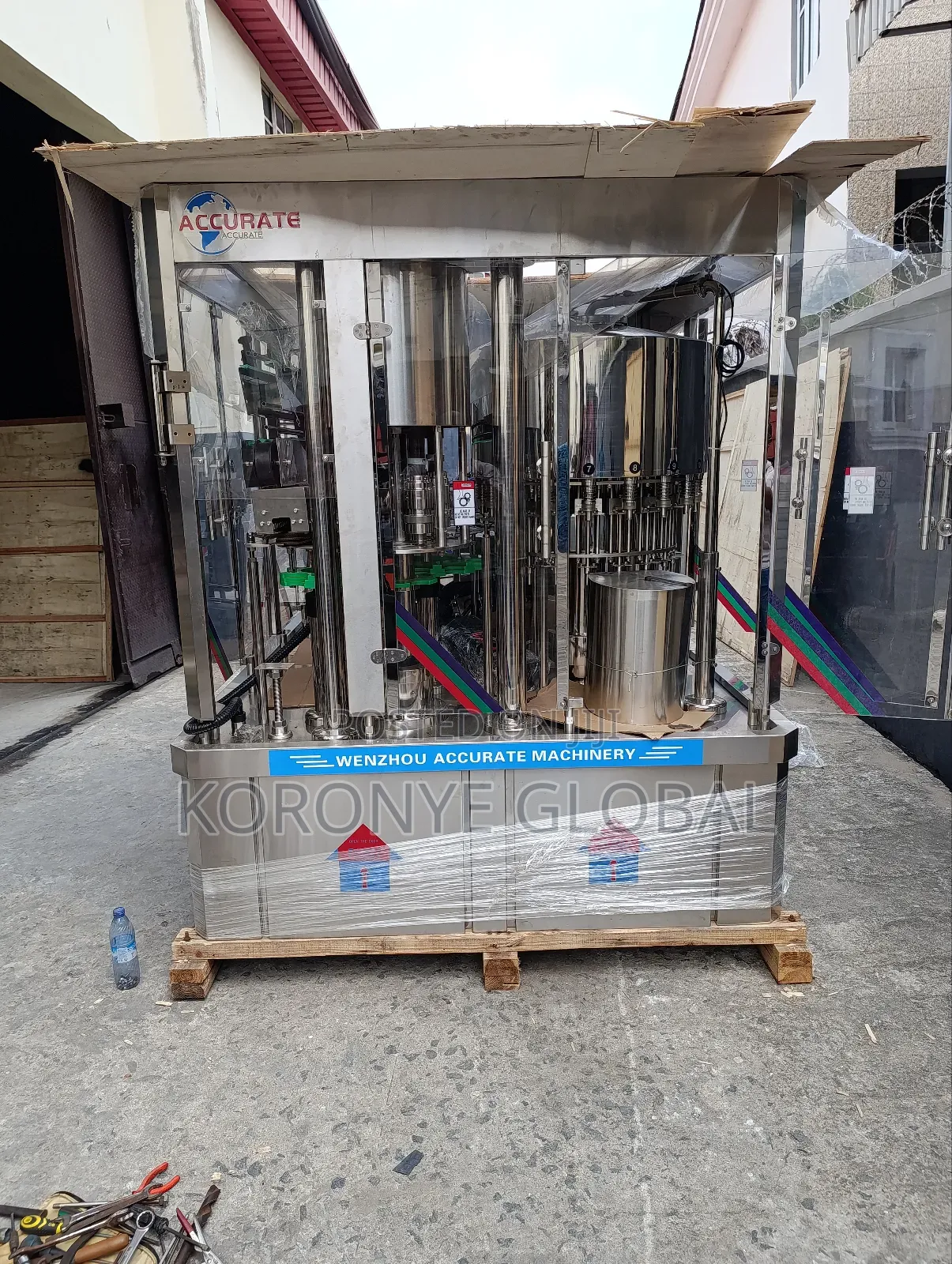 Automatic Monoblock Washing Filling Capping Machine