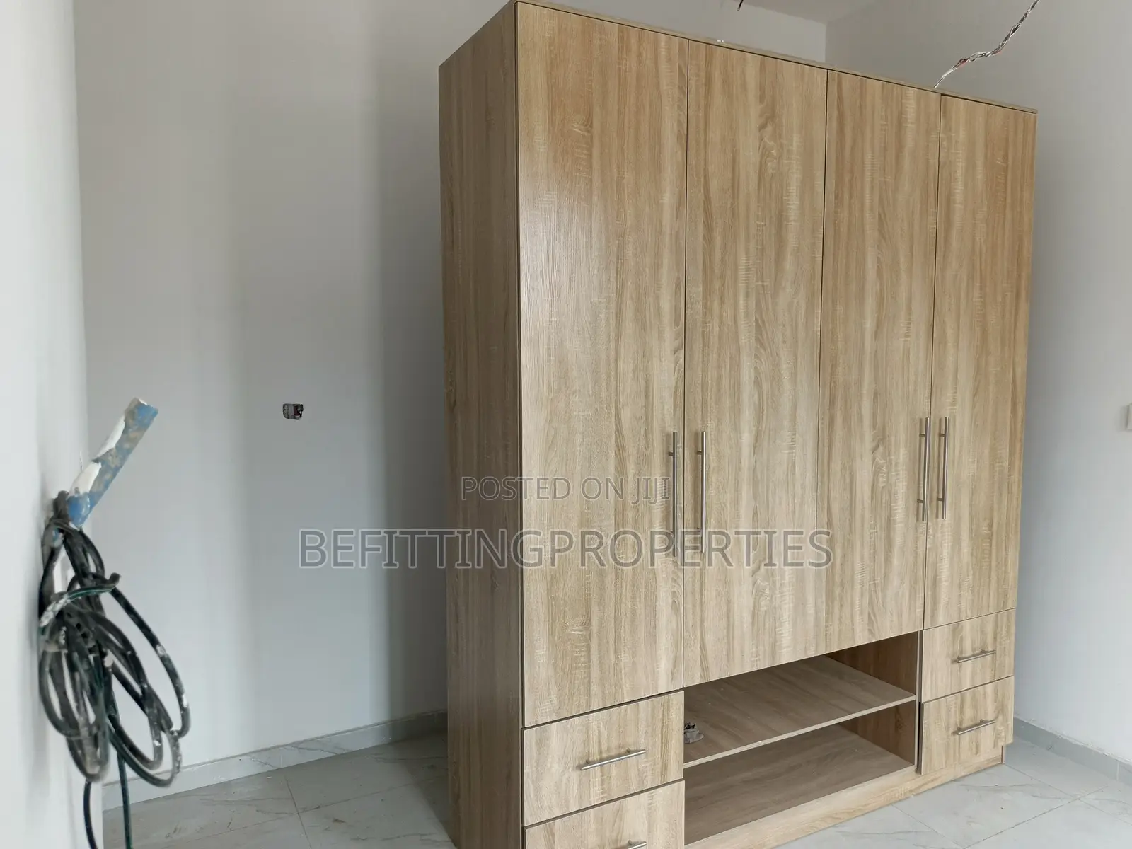 Stunning 3-Bedroom Flat