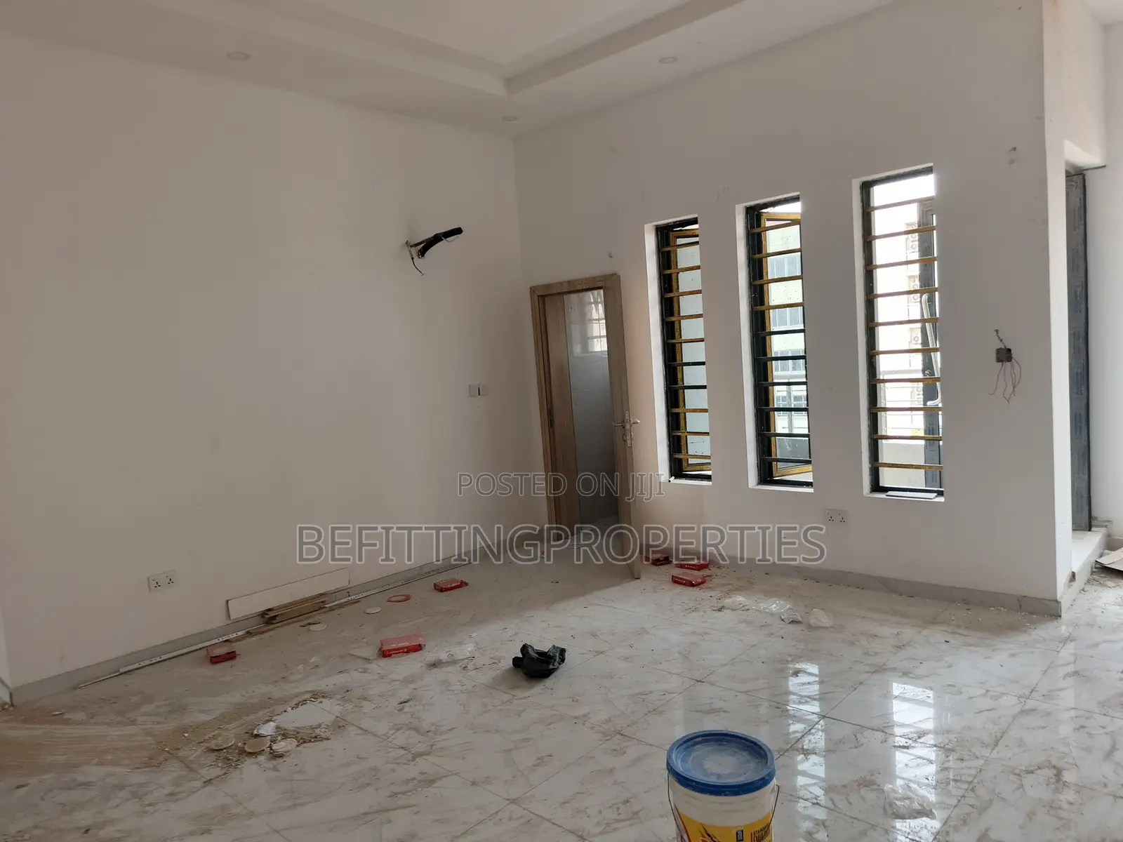 Stunning 3-Bedroom Flat